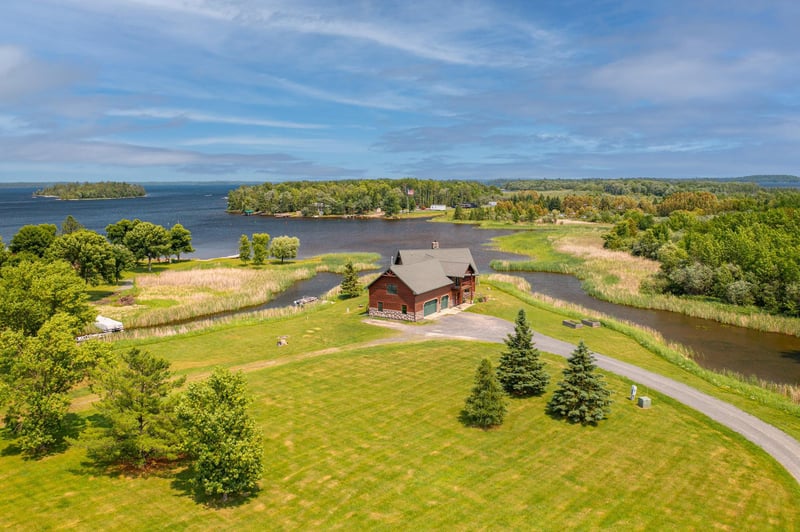 2987 Country Road 20, International Falls, MN 56649
