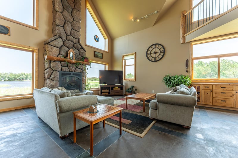 2987 Country Road 20, International Falls, MN 56649