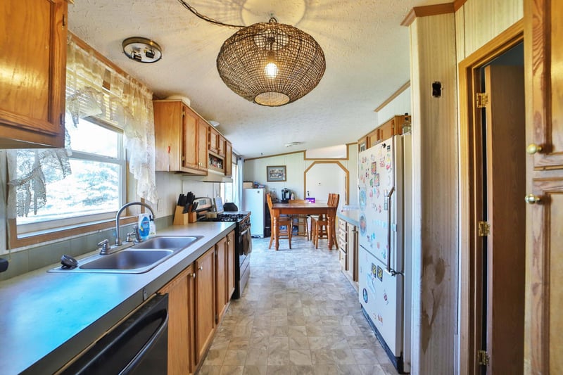 6514 Estate Dr, Brainerd, MN 56401