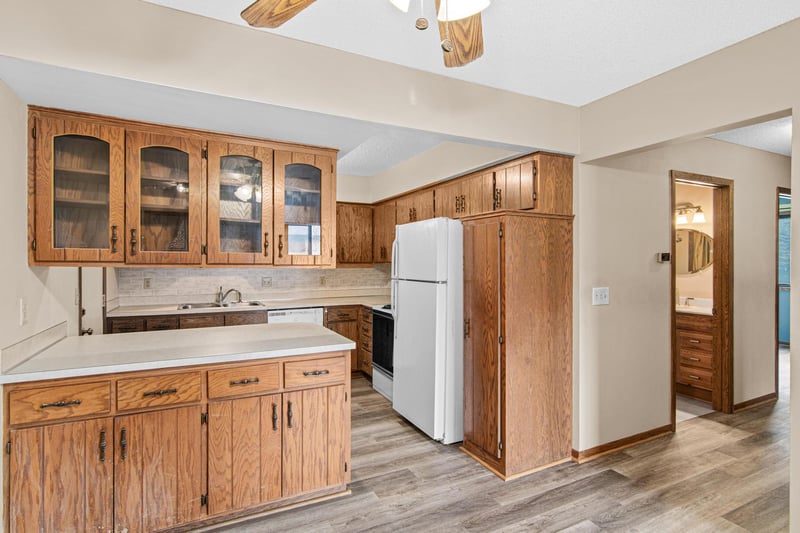 4793 Avon St, Shoreview, MN 55126
