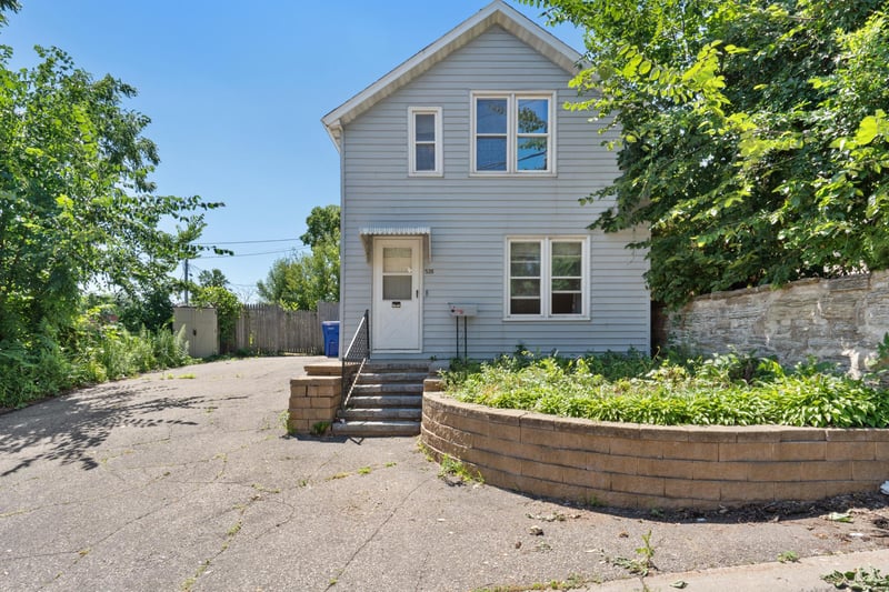 520 Fred St, Saint Paul, MN 55130