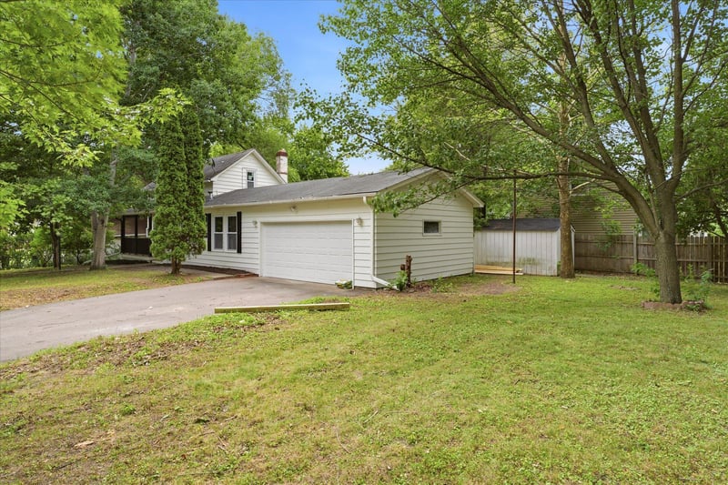 3715 31st Ave N, Robbinsdale, MN 55422