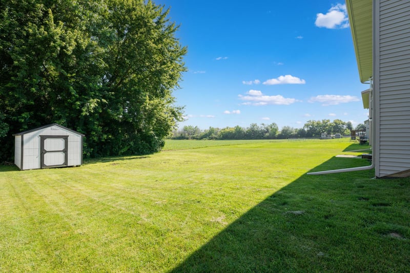 805 6th St NE, Stewartville, MN 55976