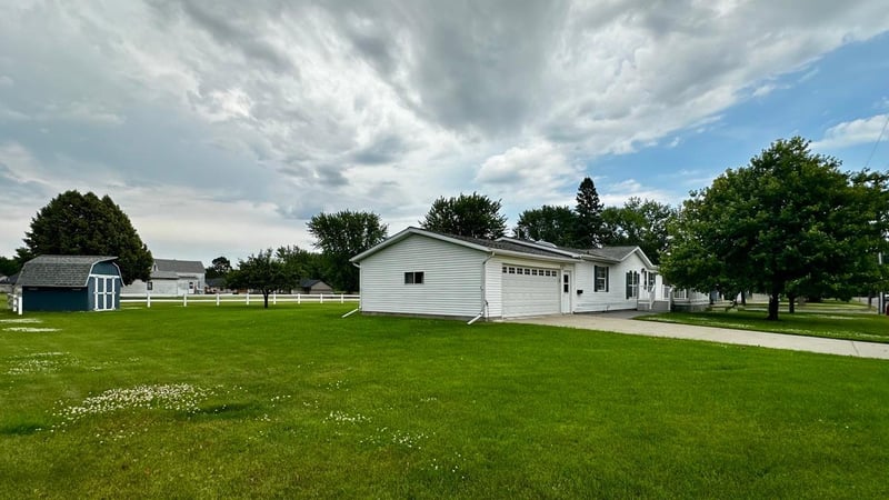 800 Montana Ave, Benson, MN 56215