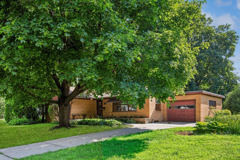619 Nevada St, Northfield, MN 55057