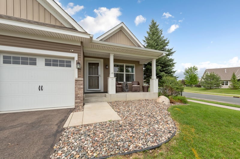 601 Stonegate Cir, Waconia, MN 55387