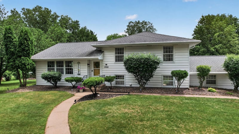 3506 Hilltop St, White Bear Lake, MN 55110
