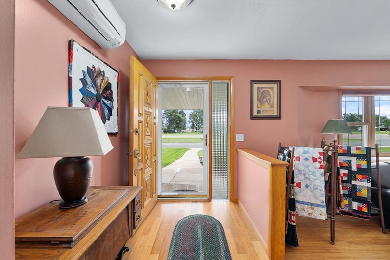 18139 Hopkins St, Whitehall, WI 54773