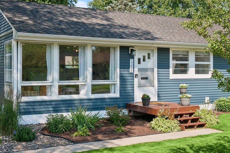 5358 Altura Rd NE, Fridley, MN 55421