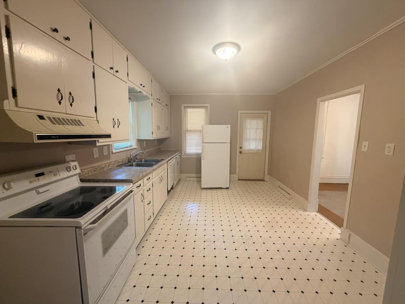 251 Hall Ave SW, Richmond, MN 56368