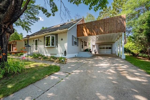 1403 SW 1st Ave, Grand Rapids, MN 55744