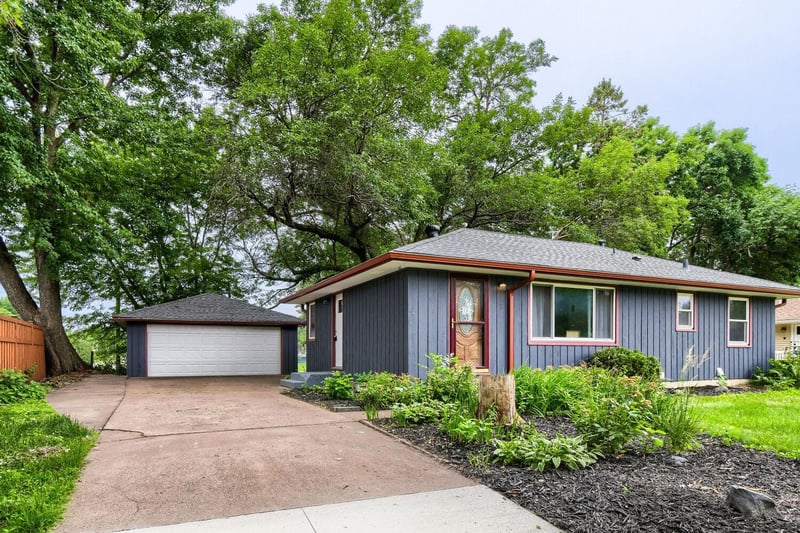 10920 Kumquat St NW, Coon Rapids, MN 55448