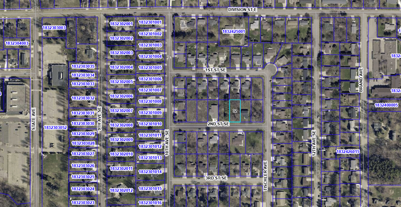 1102L 2nd St SE, Faribault, MN 55021