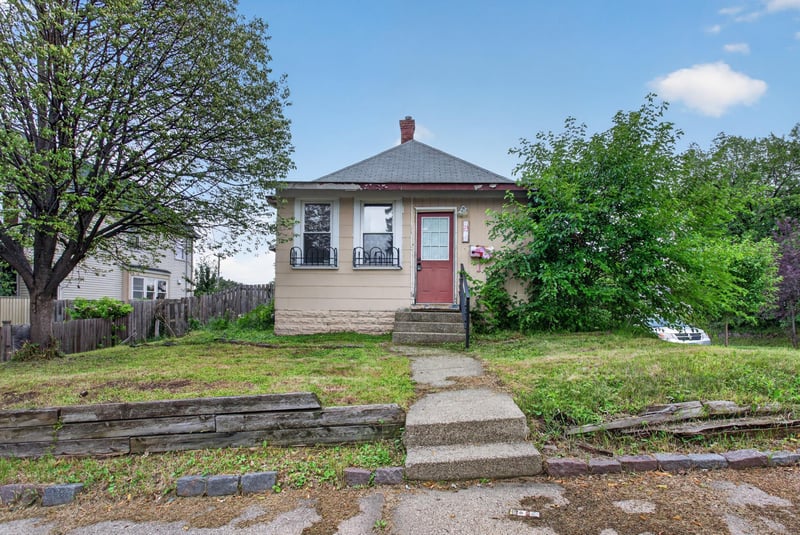 3700 N 6th St, Minneapolis, MN 55412