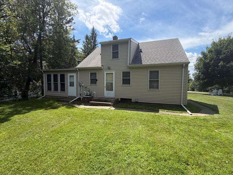 1412 Highway 71 NE, Willmar, MN 56201