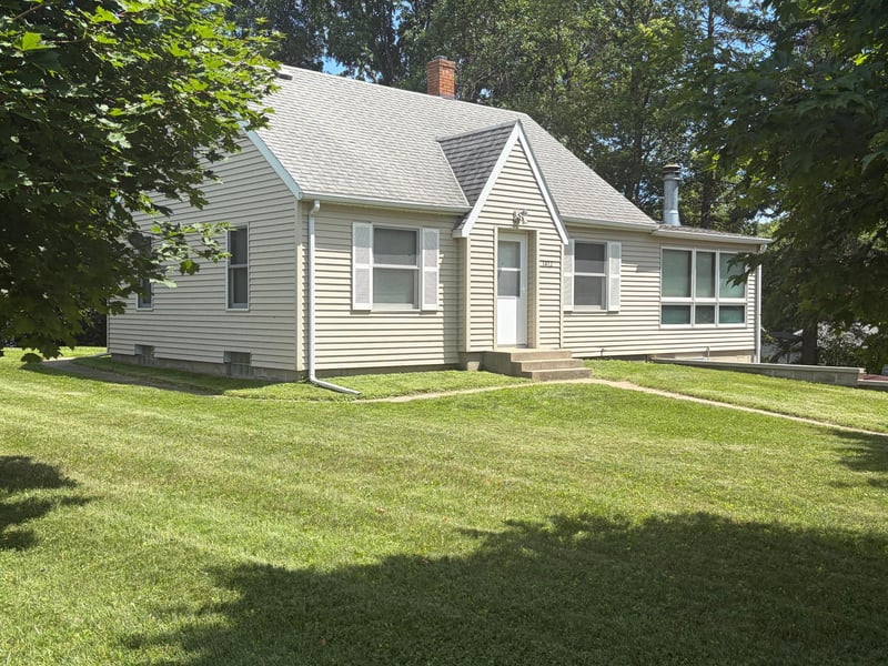 1412 Highway 71 NE, Willmar, MN 56201