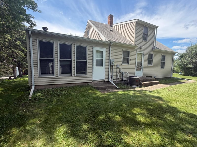 1412 Highway 71 NE, Willmar, MN 56201