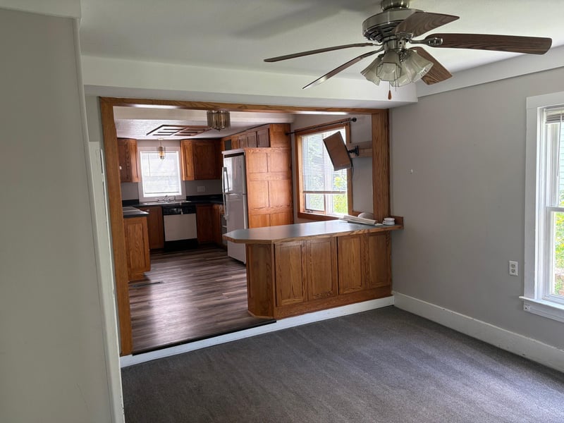 907 2nd Ave NW, Faribault, MN 55021