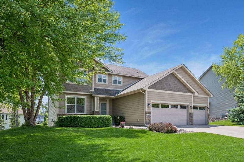 21221 Foxtail Ln, Rogers, MN 55374
