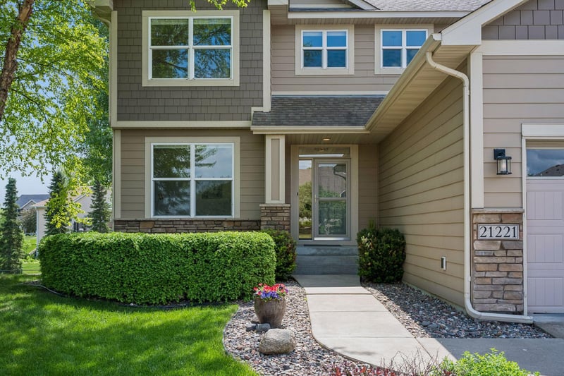 21221 Foxtail Ln, Rogers, MN 55374