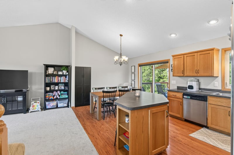 26232 24th St W, Zimmerman, MN 55398