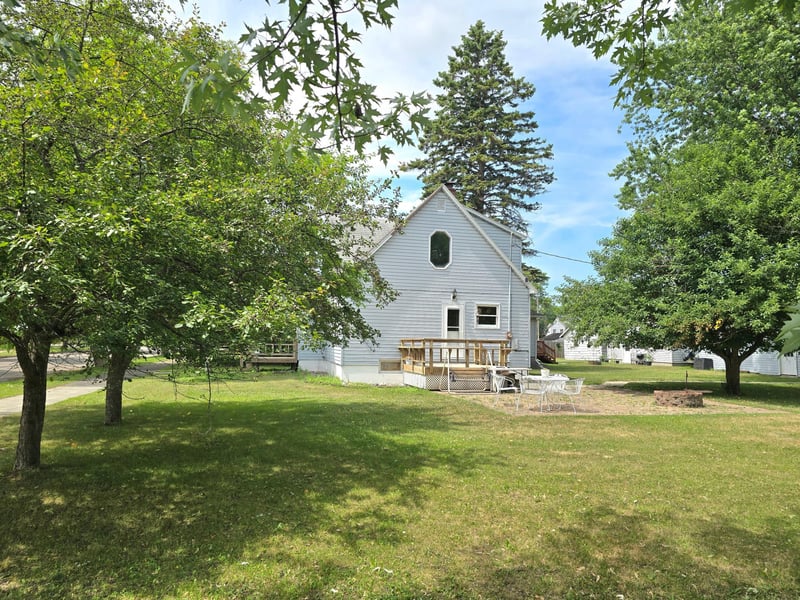 1020 8th St, International Falls, MN 56649