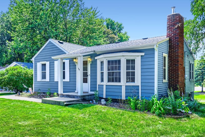5745 Babcock Trl, Inver Grove Heights, MN 55077