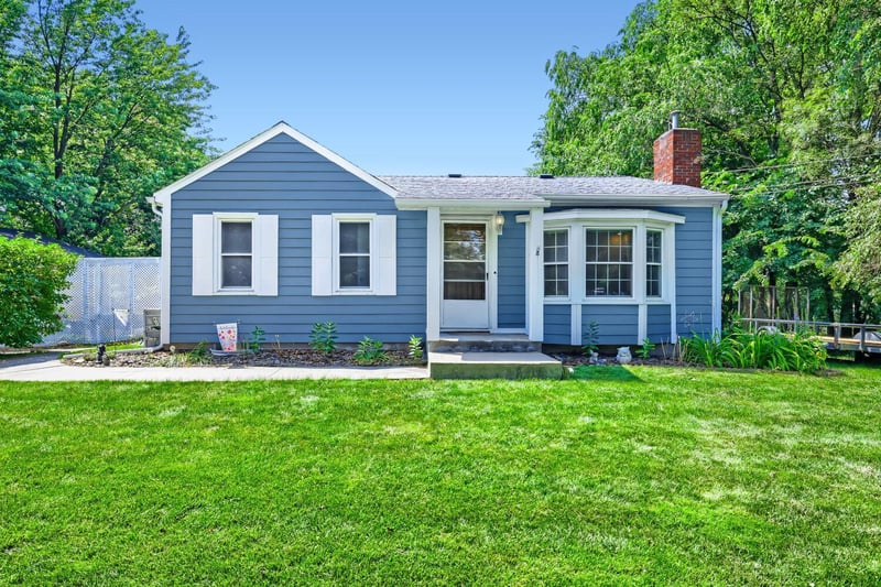 5745 Babcock Trl, Inver Grove Heights, MN 55077