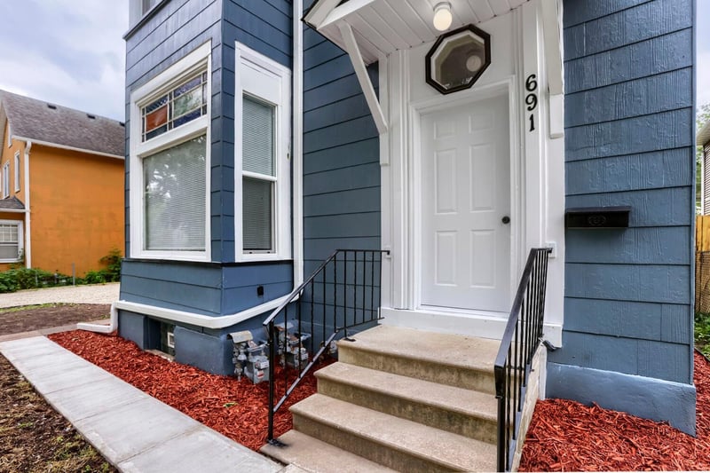 691 Burr St, Saint Paul, MN 55130