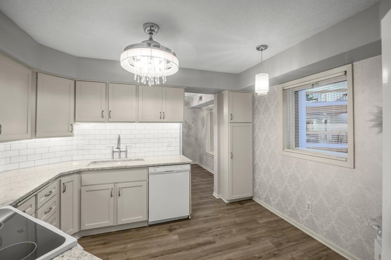 14501 Atrium Way #225, Minnetonka, MN 55345