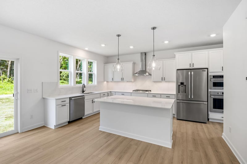 2493 Rock Elm Rd, Shakopee, MN 55379