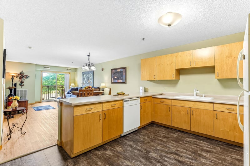 4845 W 123rd St #201, Savage, MN 55378