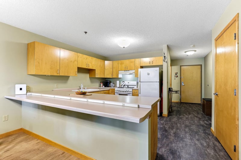 4845 W 123rd St #201, Savage, MN 55378