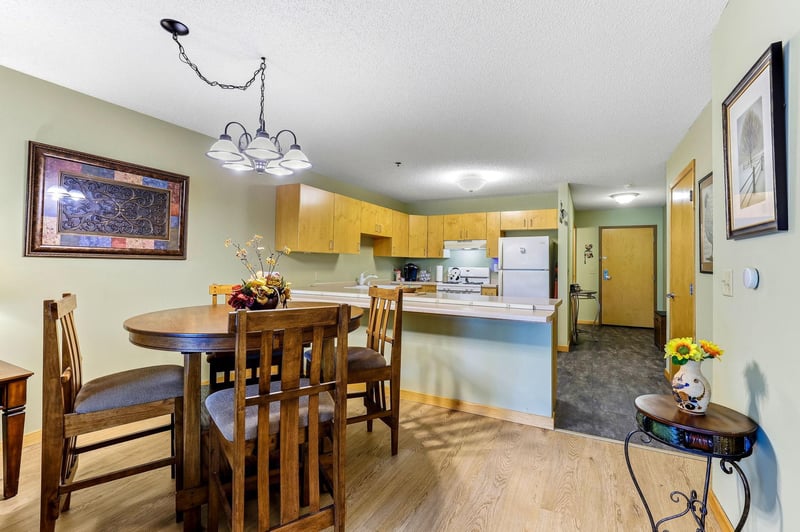 4845 W 123rd St #201, Savage, MN 55378