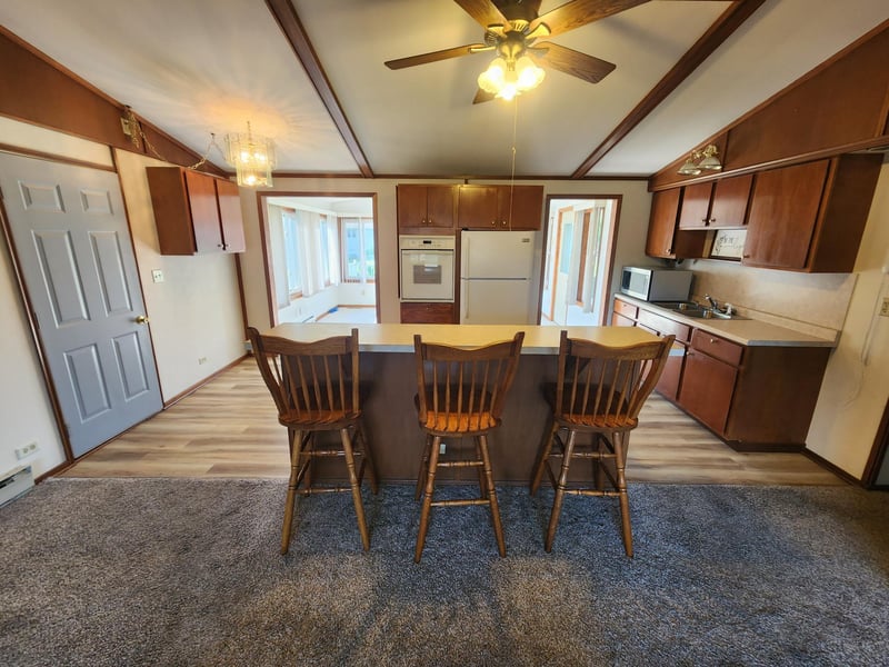 508 NW Lincoln St, Adams, MN 55909