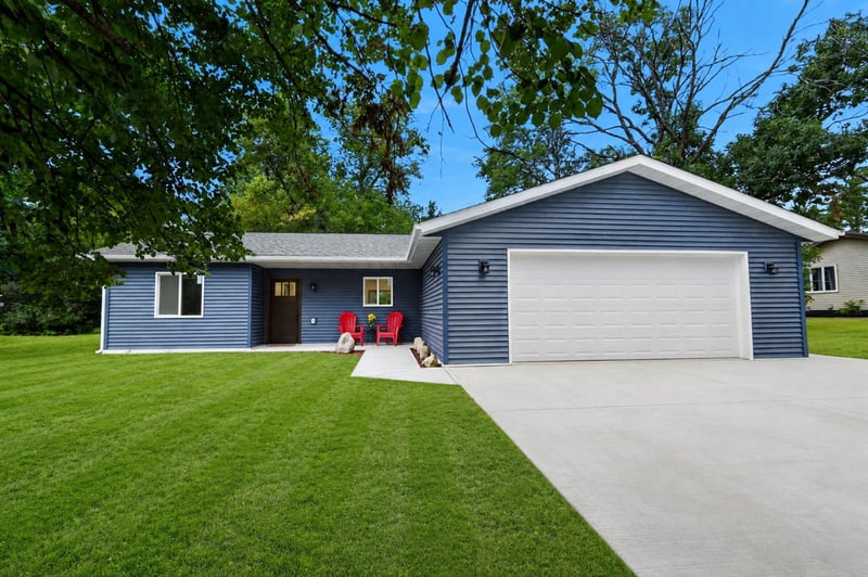 1125 NE 6th Ave, Grand Rapids, MN 55744