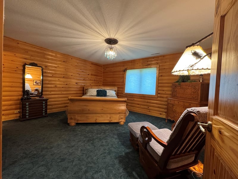 521 Northwoods Cir S, Walker, MN 56484