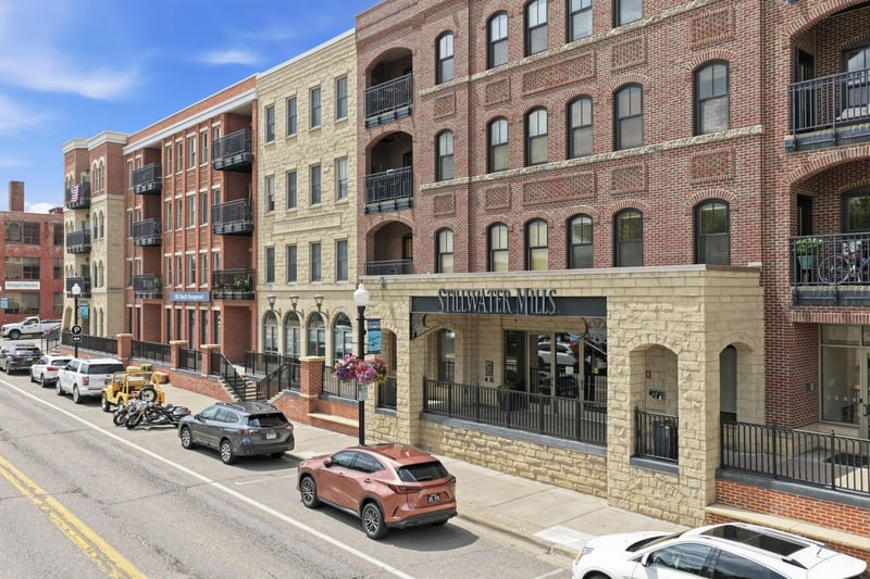 350 Main St N #446, Stillwater, MN 55082