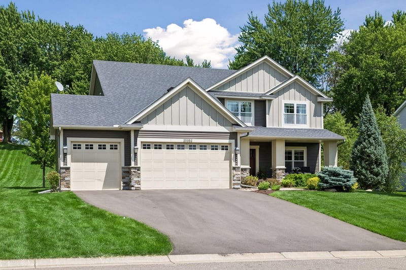 20352 Hampton Ave, Lakeville, MN 55044