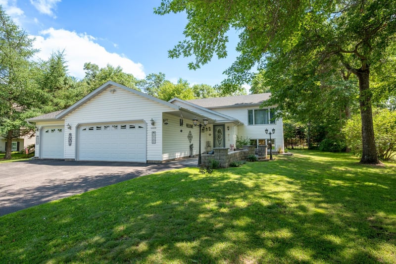 14420 Cottage Grove Dr, Baxter, MN 56425