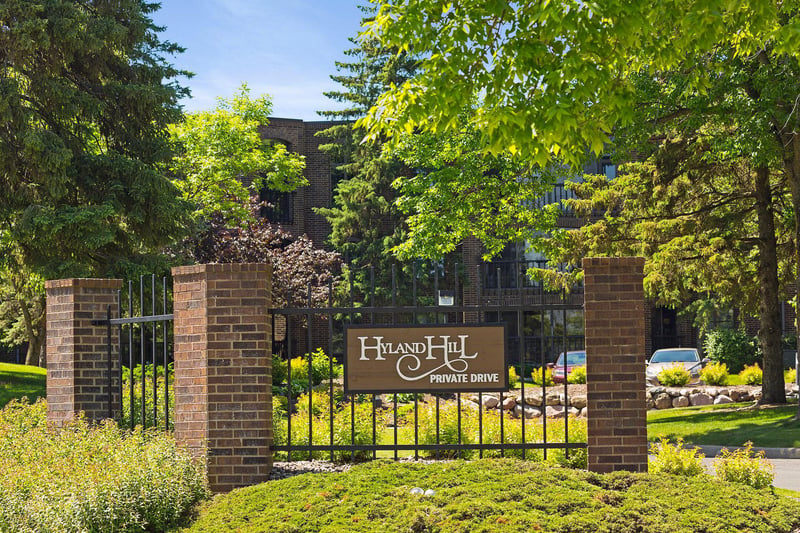 8400 Pennsylvania Rd #125, Bloomington, MN 55438