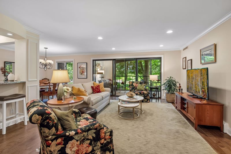 8400 Pennsylvania Rd #125, Bloomington, MN 55438