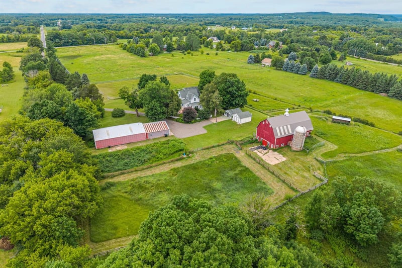 34501 Vista Rd, Taylors Falls, MN 55084