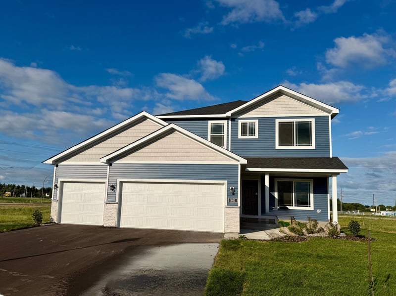 901 Misty Meadow Blvd, Buffalo, MN 55313