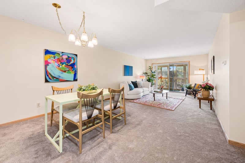 130 E Demont Ave E #348, Little Canada, MN 55117