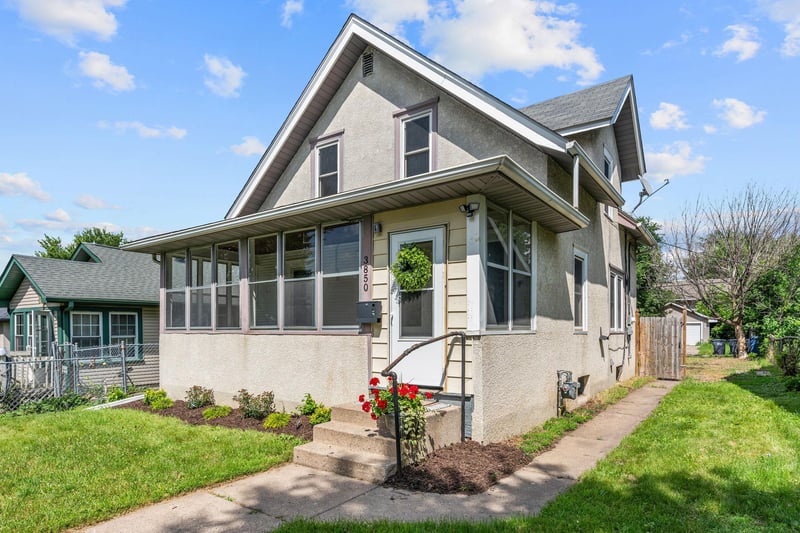 3850 Colfax Ave N, Minneapolis, MN 55412