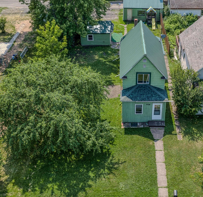 4106 E 1st St, Superior, WI 54880