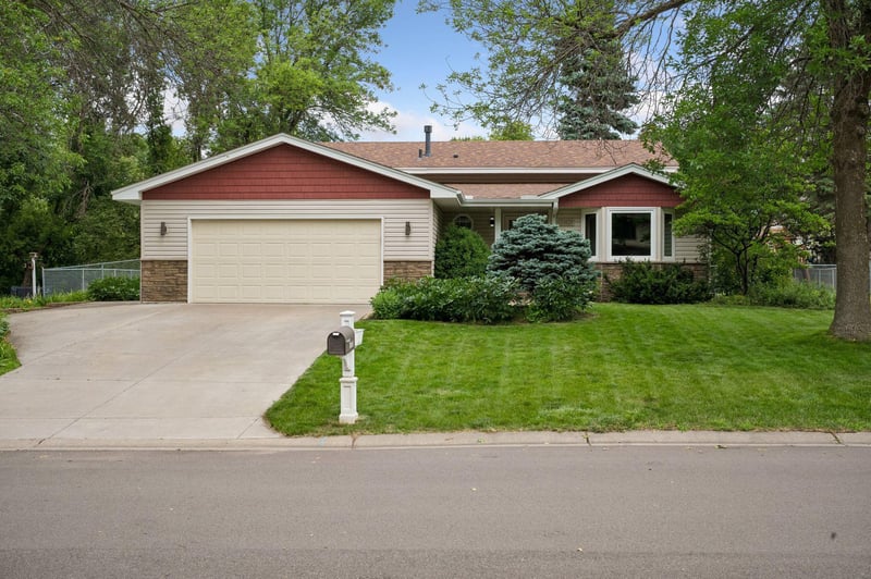 11620 41st Ave N, Plymouth, MN 55441