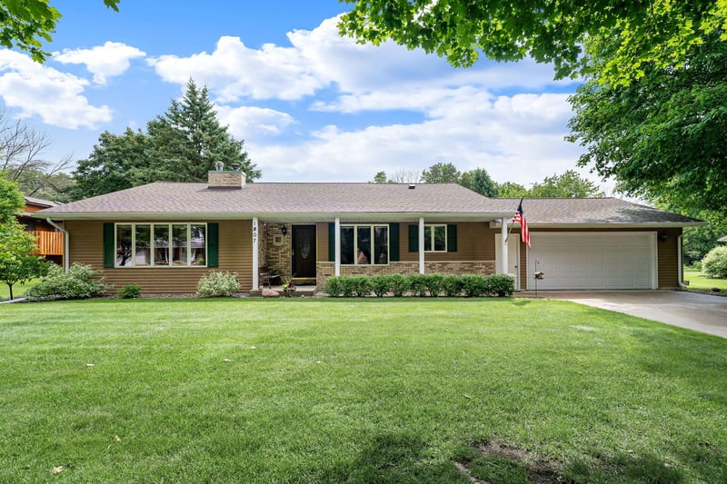 1807 9th St SW, Austin, MN 55912