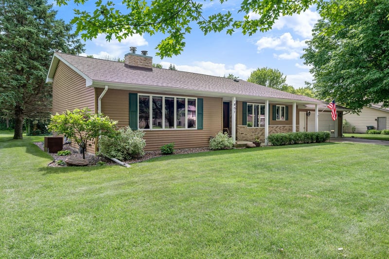 1807 9th St SW, Austin, MN 55912